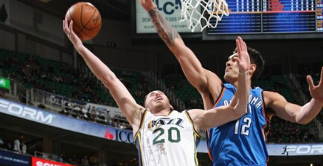 弱防线背后 弱防线背后