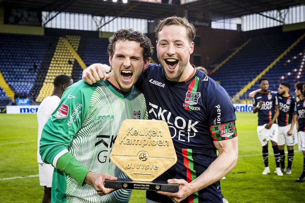 比赛的前2 比赛的前2